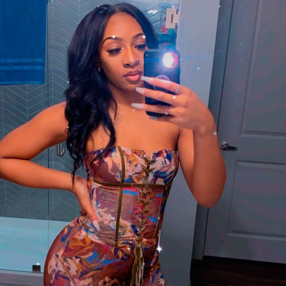 Meet your Posher, Vashti - Picture 3 of 5